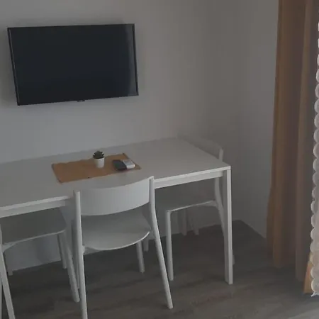 Apartment Bolero - *